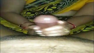 Les filles tentantes ne peuvent pas arrêter de manger tukif prno les délicieuses fentes humides de l'autre