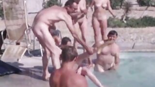 Gros plan quatre doigtés vidéo par une brune amateur video x pornodingue