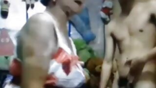 La rousse élancée Moka Mora porno hd tu kif est enfoncée dans la chatte par un masseur noir au sang chaud