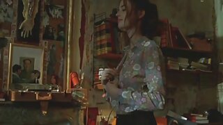Une étudiante gâtée est avide de sexe hardcore et donne video xxx pour femme un rimjob